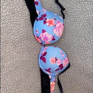 Vs Push up bra